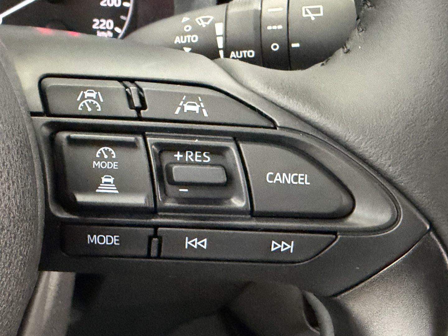 Mazda 2 Hybrid 2026 1.5L VVT-i Aut. EXCLUSIVE-Line