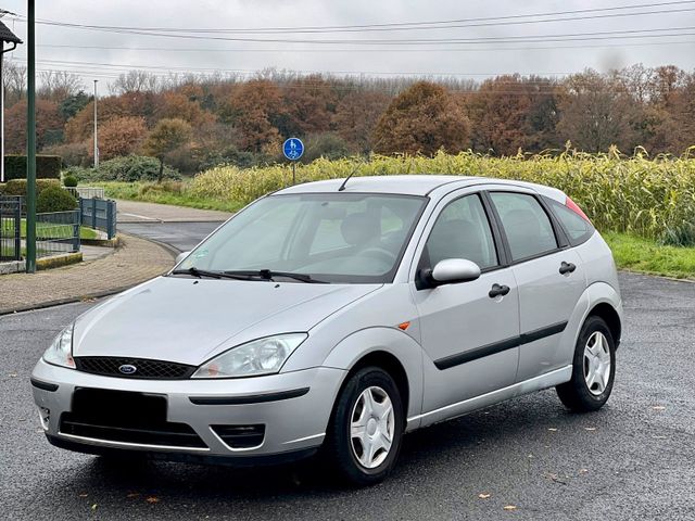 Ford Focus 1,6 5Türig Klima,Servo,Zenral,A...