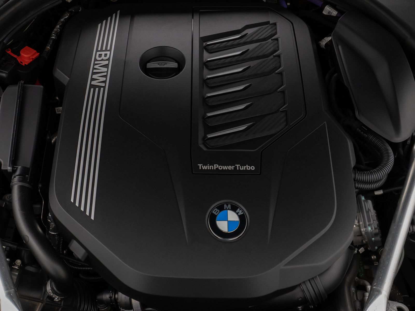 Fahrzeugabbildung BMW 540i xD M Sport Panorama DAB H/K DispKey 19Zoll