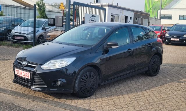 Ford Focus Lim. Trend/EURO5/PDC/TÜV BIS 12/2025