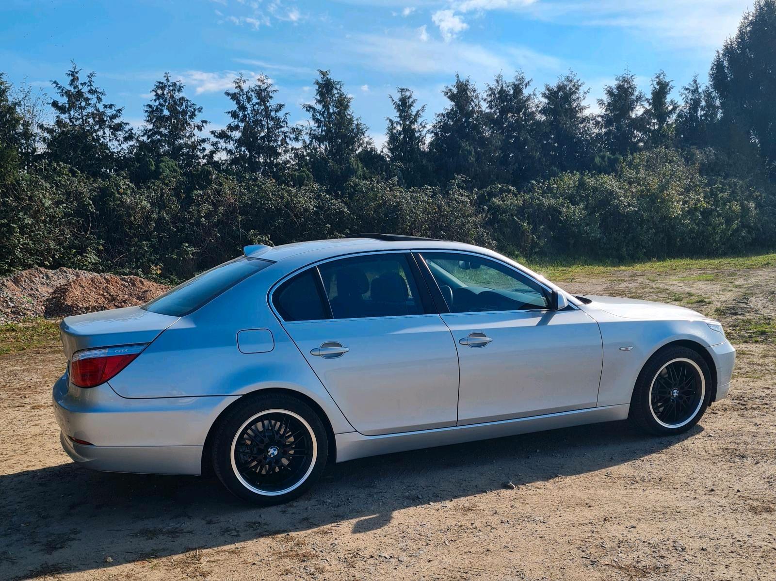 BMW 523