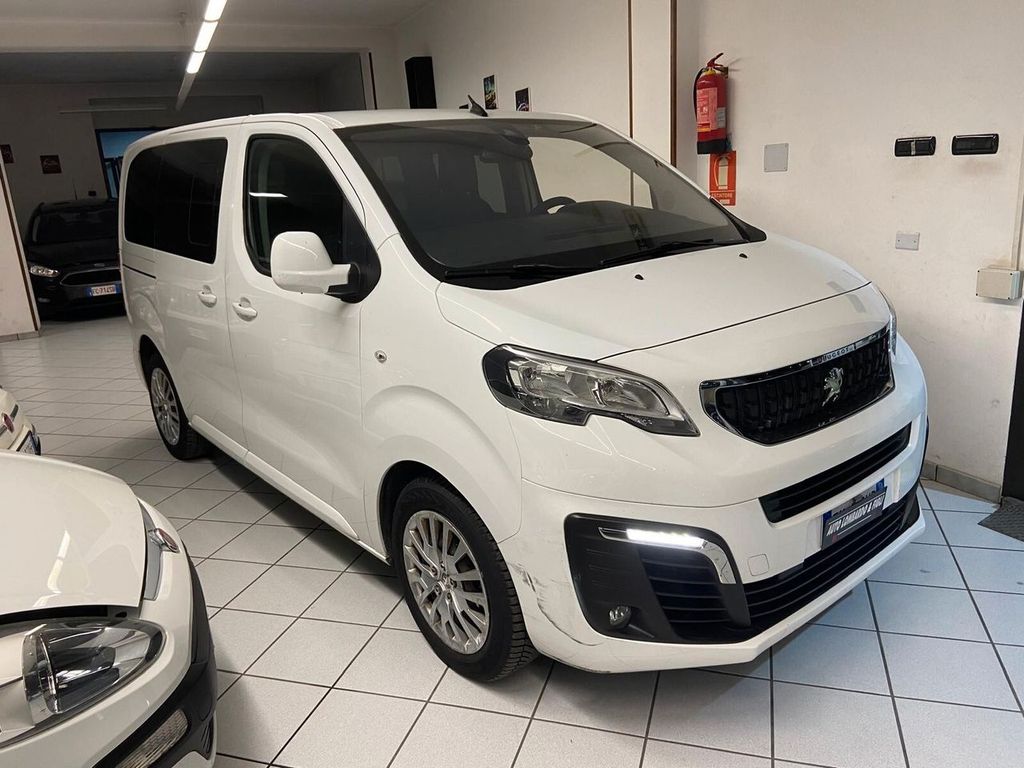 Image of Peugeot Traveller