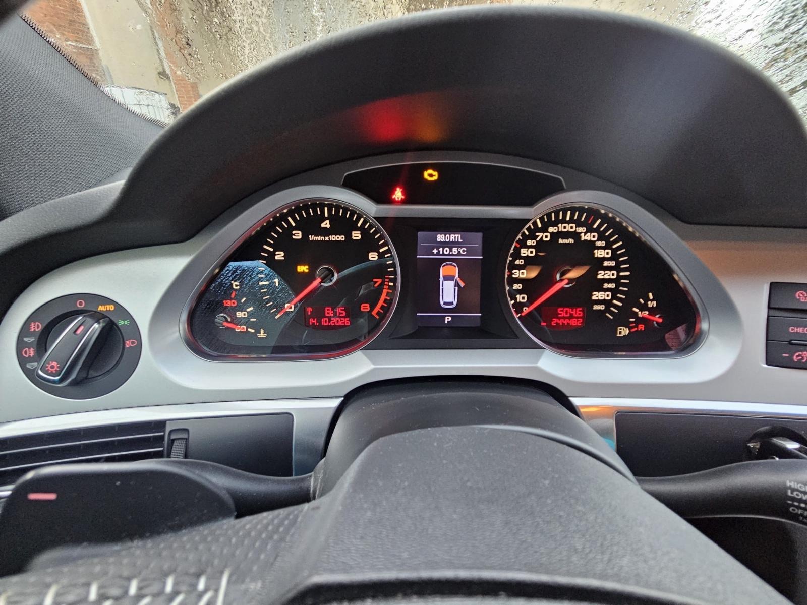Audi A6 2010 — photo 6