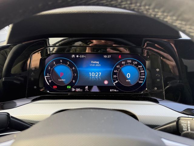 Golf 8 VIII Move 1.5 eTSI AHK-klappbar El. Panod