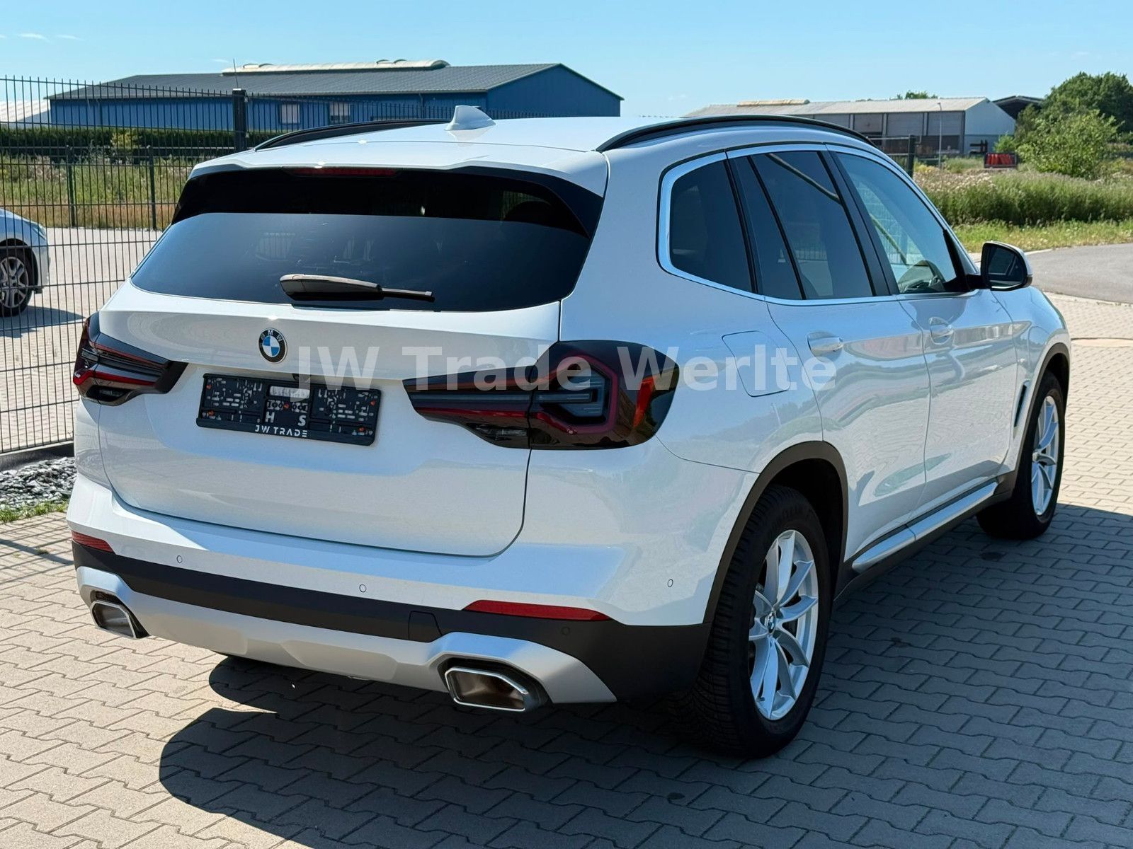 BMW X3 xDrive 20 d AHK LED LiveCockpit Kamera PDC foto 10