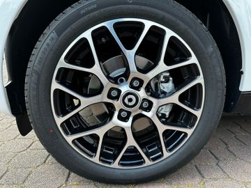 Smart Fortwo coupe  EQ Prime 22KW *mtl. 119€*SOKO*