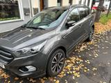 Ford Kuga 1,5 EcoBoost 4x4 129kW ST-Line Automat ... - Ford Kuga von privat
