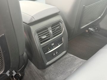 BMW 330 - 12