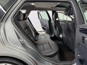 Mercedes E 300 - 12