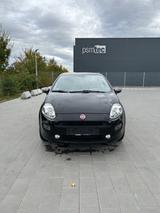 Fiat Punto 1.2 TÜV NEU 1. Hand - gebrauchte Fiat Punto aus dem Jahr 2015