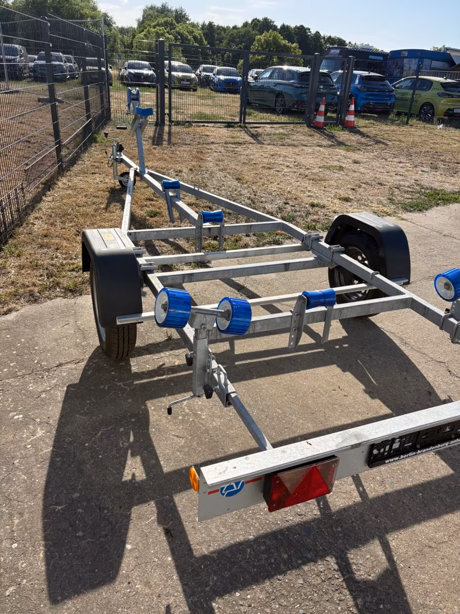 Böckmann TPV  750 kg bootstrailer
