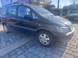 Opel Zafira 1.8 Elegance*2. Hand*TÜV 08/27*AC* - Opel Zafira aus 2003: 2.2