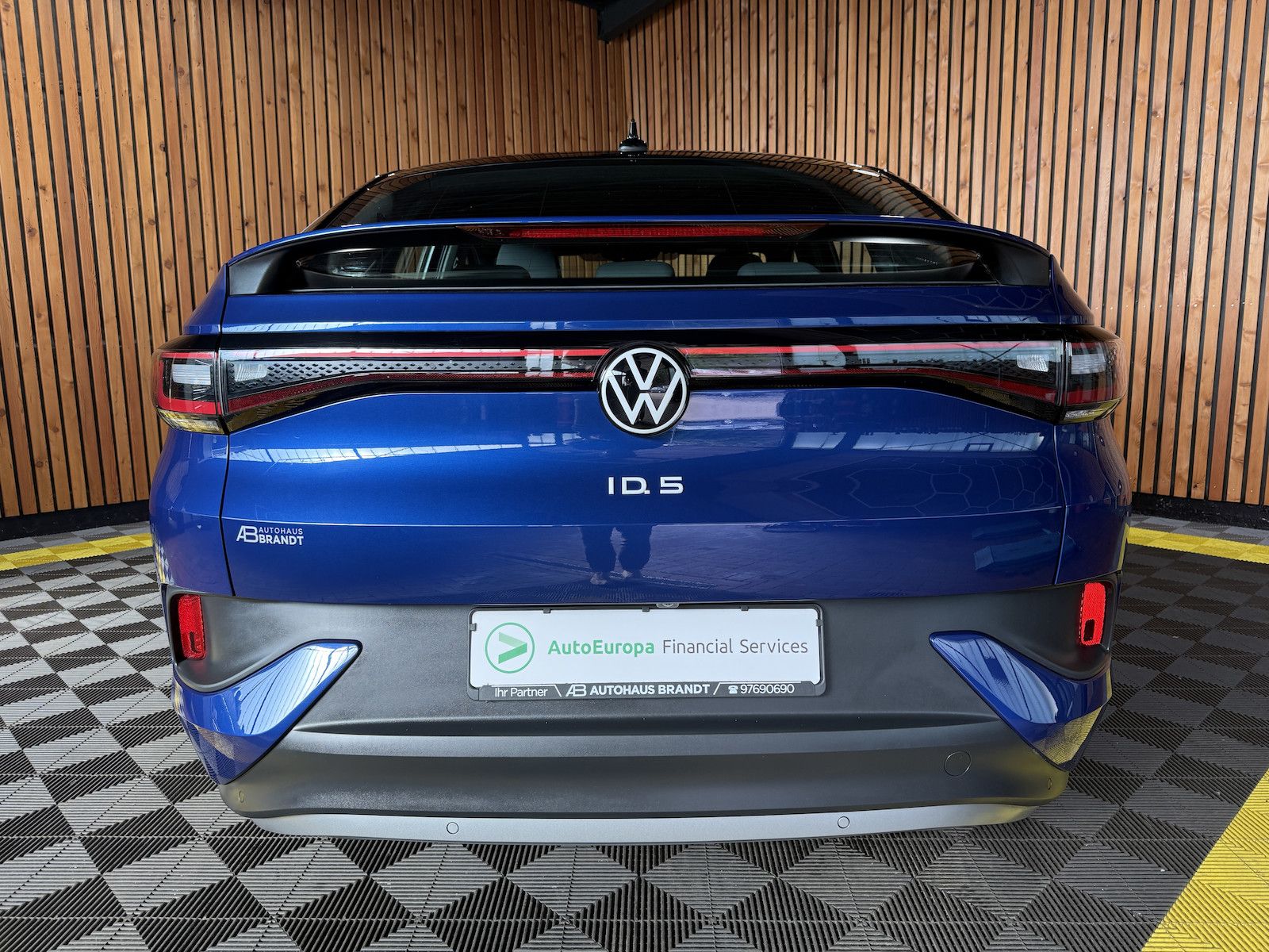 Volkswagen ID.5 Pro Performane Navi*AHK*ACC*LED*Kam*Keyless foto 6