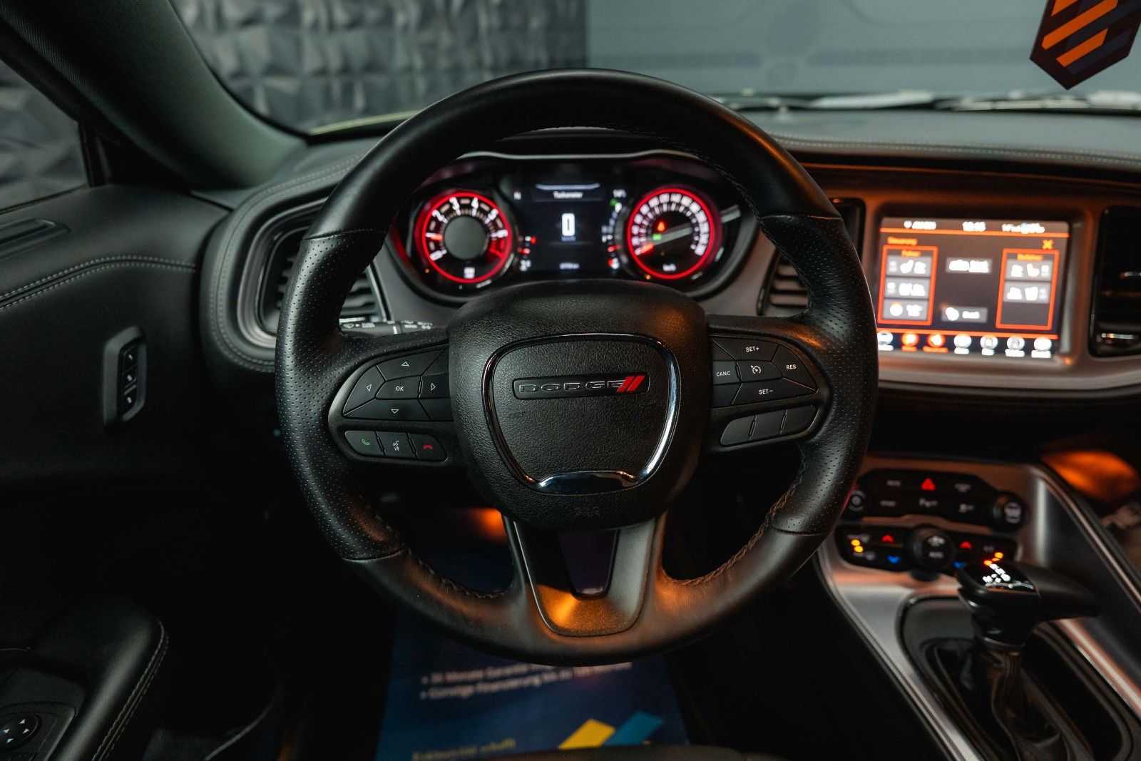 Fahrzeugabbildung Dodge Challenger 3.6 V6 4x4 GT SRT Styling *LED*19%*