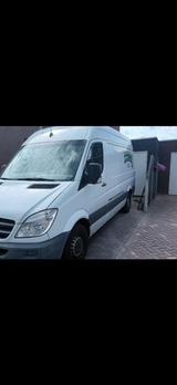 Mercedes-Benz eSprinter - weiße Mercedes-Benz eSprinter