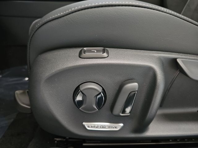 Fahrzeugabbildung Volkswagen Passat Business 1,5 l eTSI OPF 110 kW (150 PS) 7
