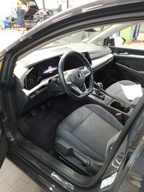 Volkswagen Golf - 6