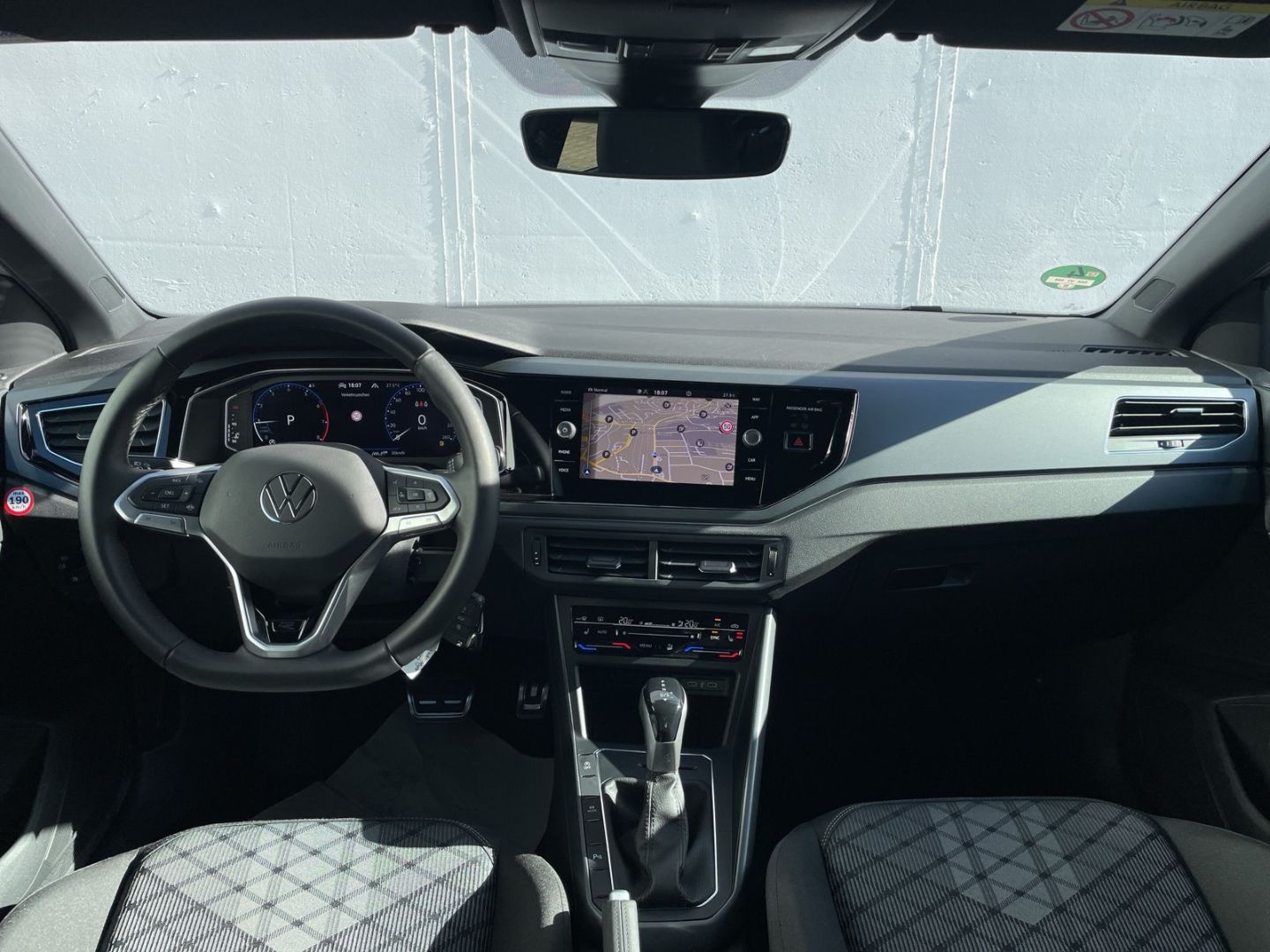 Polo 1.0 TSI DSG R-Line Kamera/Navi/App-Connect/