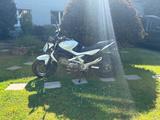 Suzuki Gladius, Top Zustand, inklusive Drossel für A2 - Offers matching your search criteria