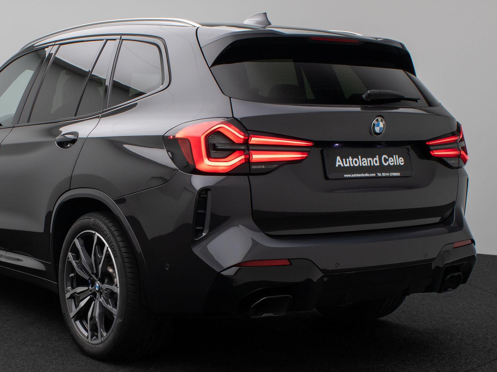 Fahrzeugabbildung BMW X3 M40i  Panorama Kamera HUD DAB H/K Komfort 20"