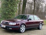 Audi 100 - Audi 100: Leder