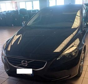 Volvo V40 - 2