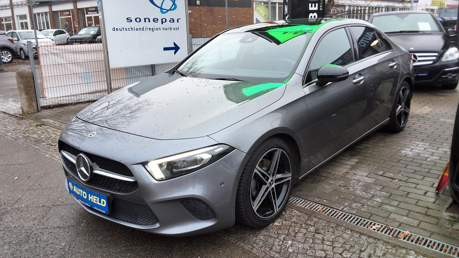 Mercedes-Benz A 200 Limousine Leder,Navi,Pano