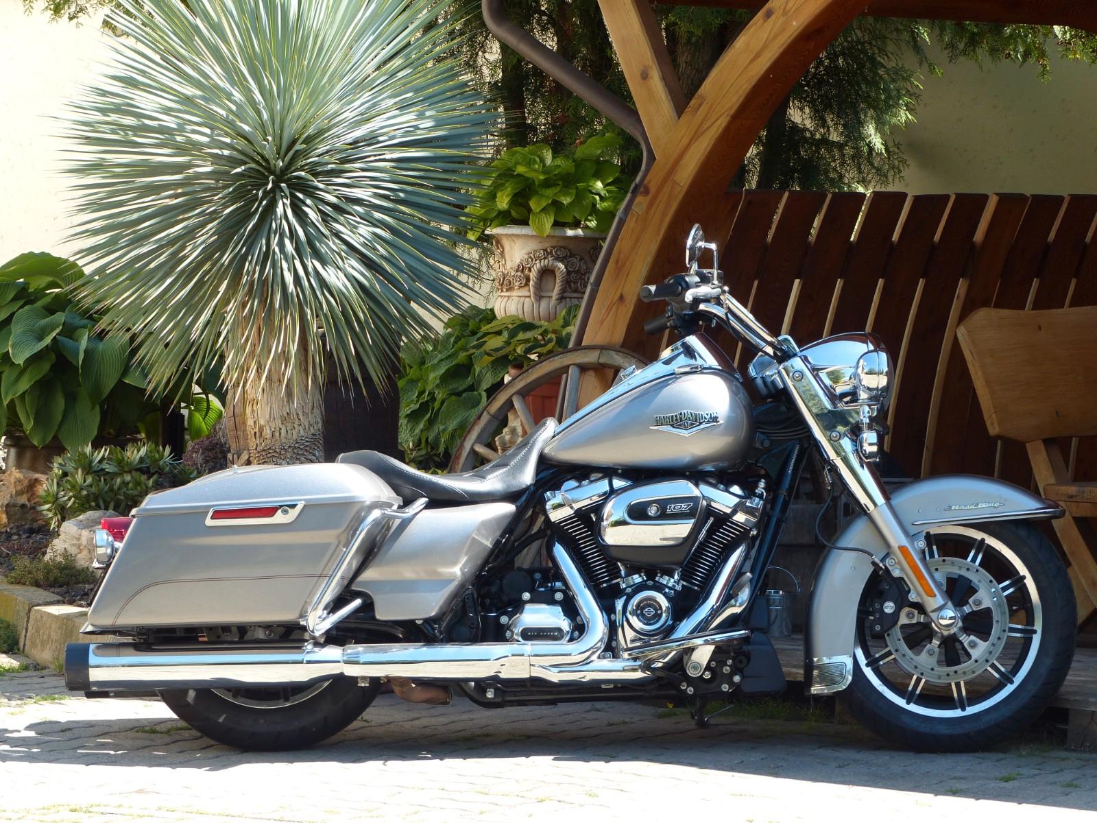 Harley-Davidson Road King  M8 107 Umbau !