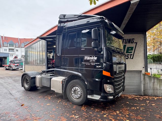 DAF XF 450 FT Space Cab, Schubbodenhydraulik