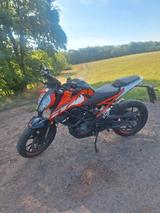 KTM Duke 125 EZ 12/2020 19362km unfallfrei, HU 02/27 - Angebote