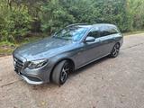 Mercedes-Benz E 220 d T Autom. - - Mercedes-Benz E 220 Gebrauchtwagen in Mannheim