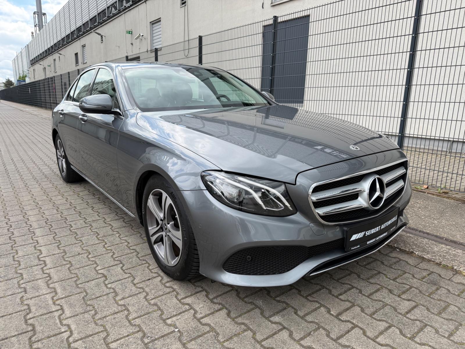 Mercedes-Benz E 220 d Avantgarde KAMERA/HUD/STANDHEIZ/MEMORY