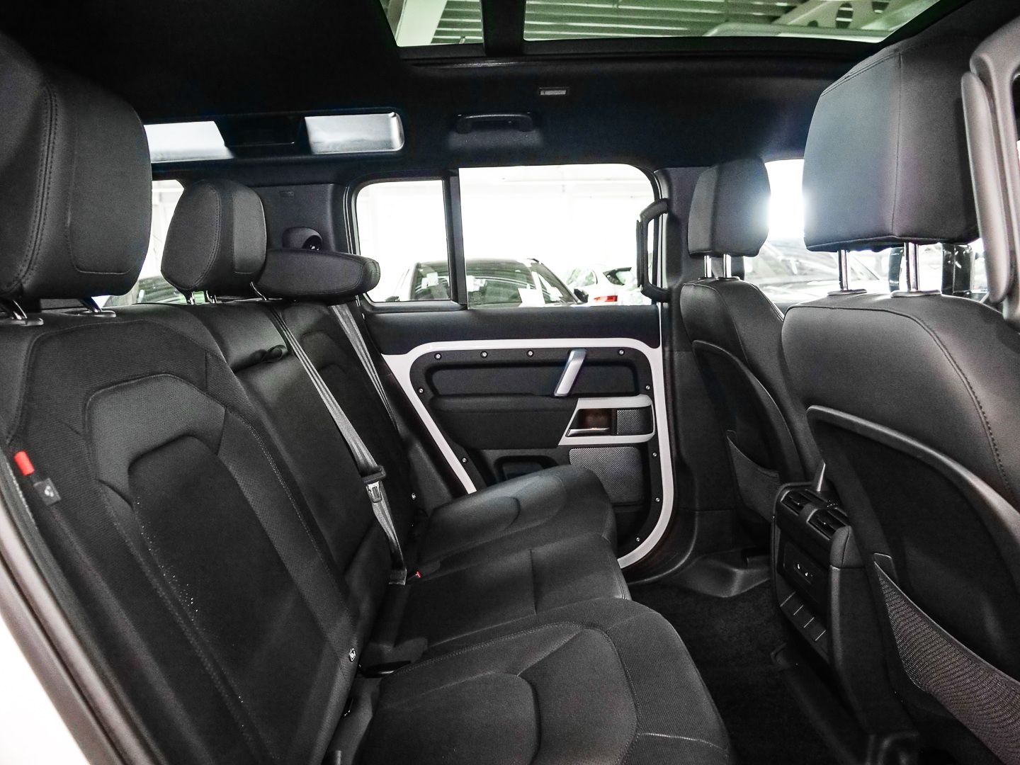Land Rover Defender 110 X-Dynamic SE P400 Luftfederung AD N foto 4