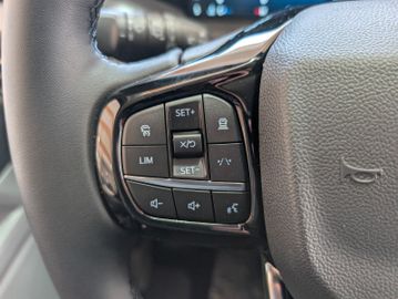Ford Tourneo Custom Tit. 2.0 L1 NEUES MODELL