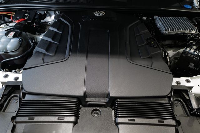 Volkswagen Touareg 3.0TDI R-Line BlackStyle Nachtsicht Dyna
