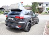 Jeep Grand Cherokee 6.2 V8 710PS TRACKHAWK 22 ZOLL SP - graue Jeep Grand Cherokee