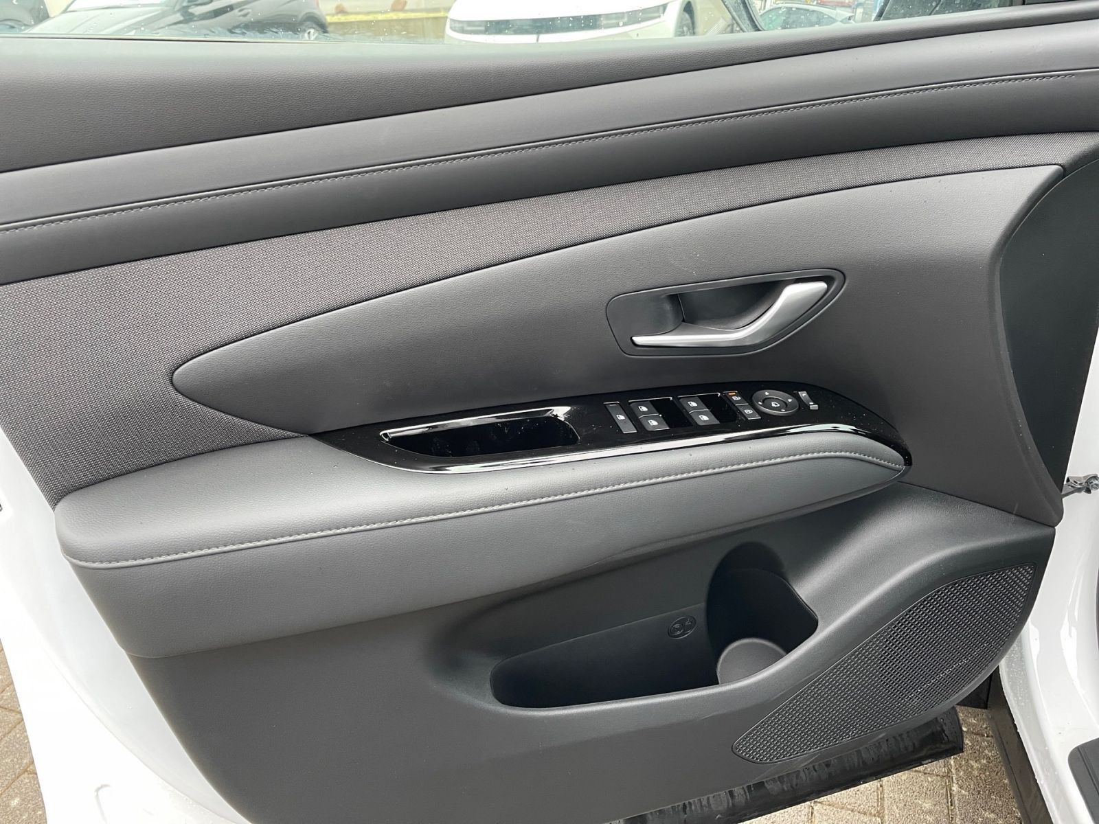 Fahrzeugabbildung Hyundai TUCSON 1.6 T-GDI Trend Hybrid LED Paket