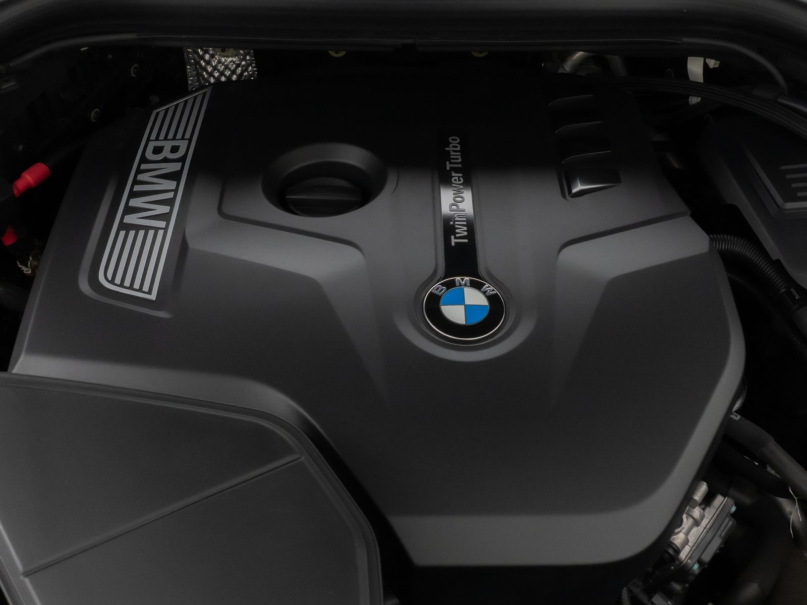 Fahrzeugabbildung BMW X4 xD30i xLine Panorama Kamera HUD HiFi DisplKey