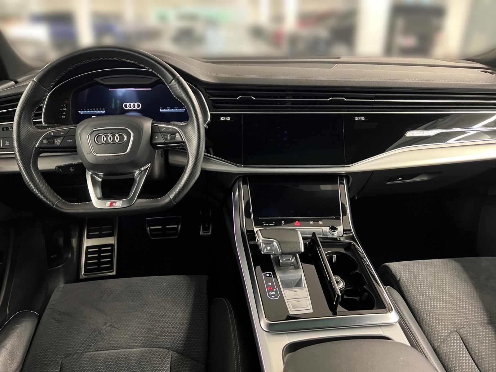 Audi Q8 - Bild 12
