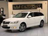Skoda Octavia/Xenon/SHZ/PDC/Automatik - Skoda Octavia aus 2012 mit Benzin-Antrieb: Kombi