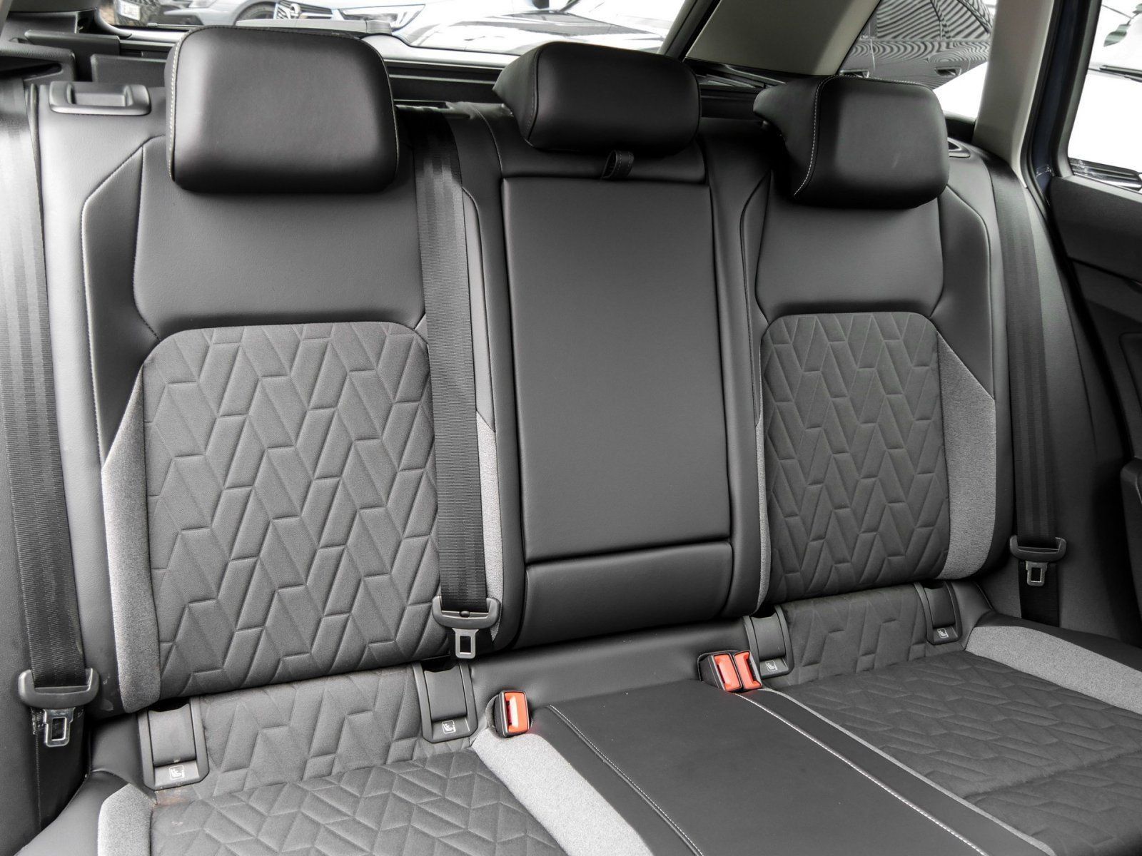 Volkswagen Golf - Bild 4