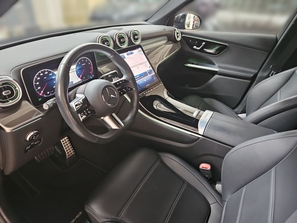Fahrzeugabbildung Mercedes-Benz GLC 200 4M AMG Night Distronic+ AHK Pano Sitzkl.
