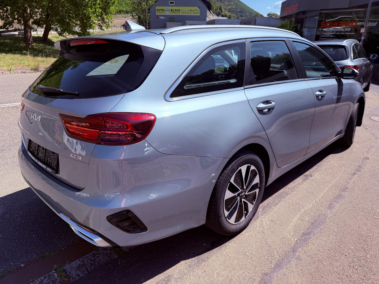 Kia Ceed SW 1.6 GDI DCT OPF Plug-in-Hybrid Vision