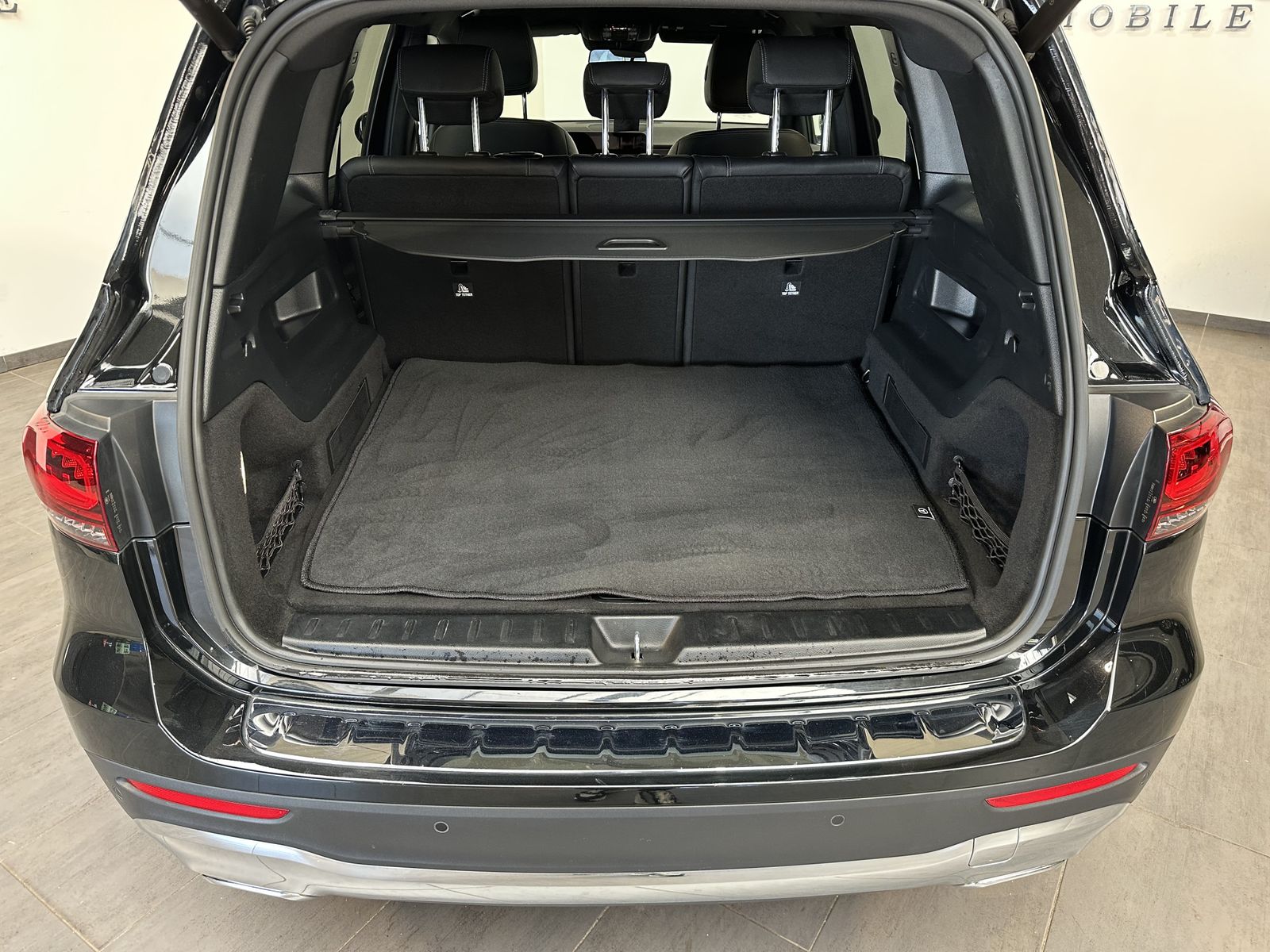 Fahrzeugabbildung Mercedes-Benz GLB 220d Progressive NAV+LED+V-COCK+KAM+CARPLAY