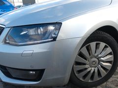 Fahrzeugabbildung Skoda Octavia 2.0 TDI DSG Style Combi*NAV*XEN*FSH*GRA*