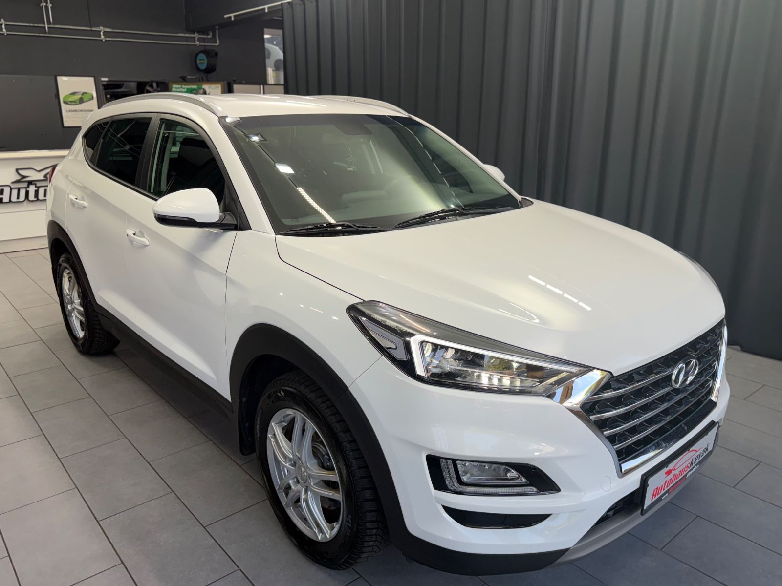 Fahrzeugabbildung Hyundai Tucson Trend 4WD |AUTOMATIK|RF-KAMERA|NAVI