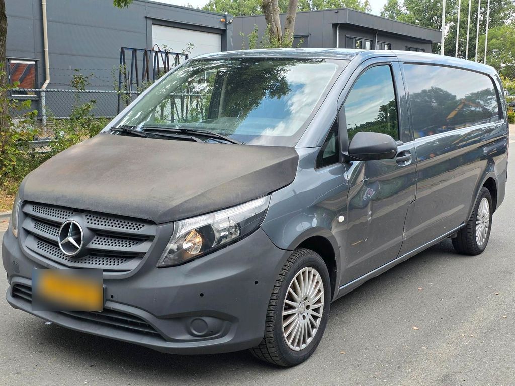Image of Mercedes-Benz Vito