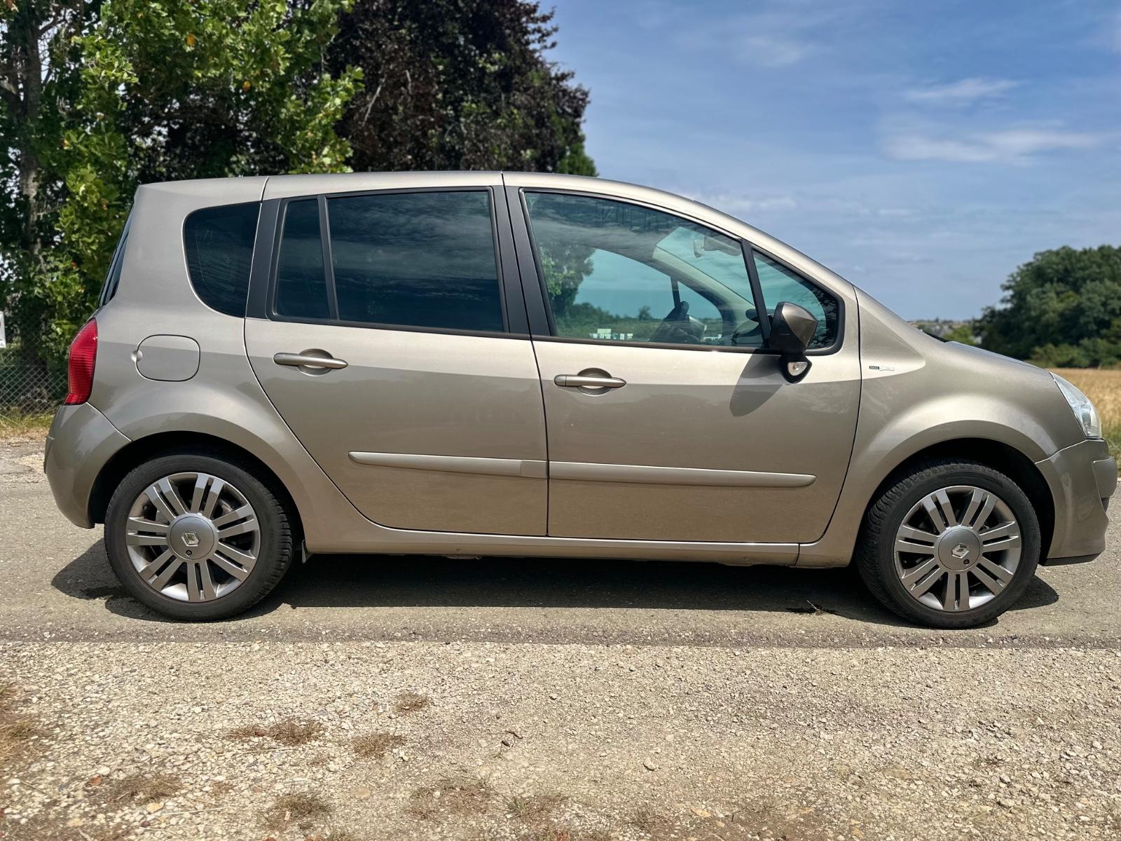 Renault Grand Modus*Automatik*Pano*SHZ*Temp*Teilleder*