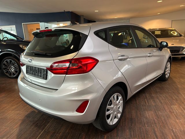 Fahrzeugabbildung Ford Fiesta Cool & Connect*NAVI*SHZ*1.HAND