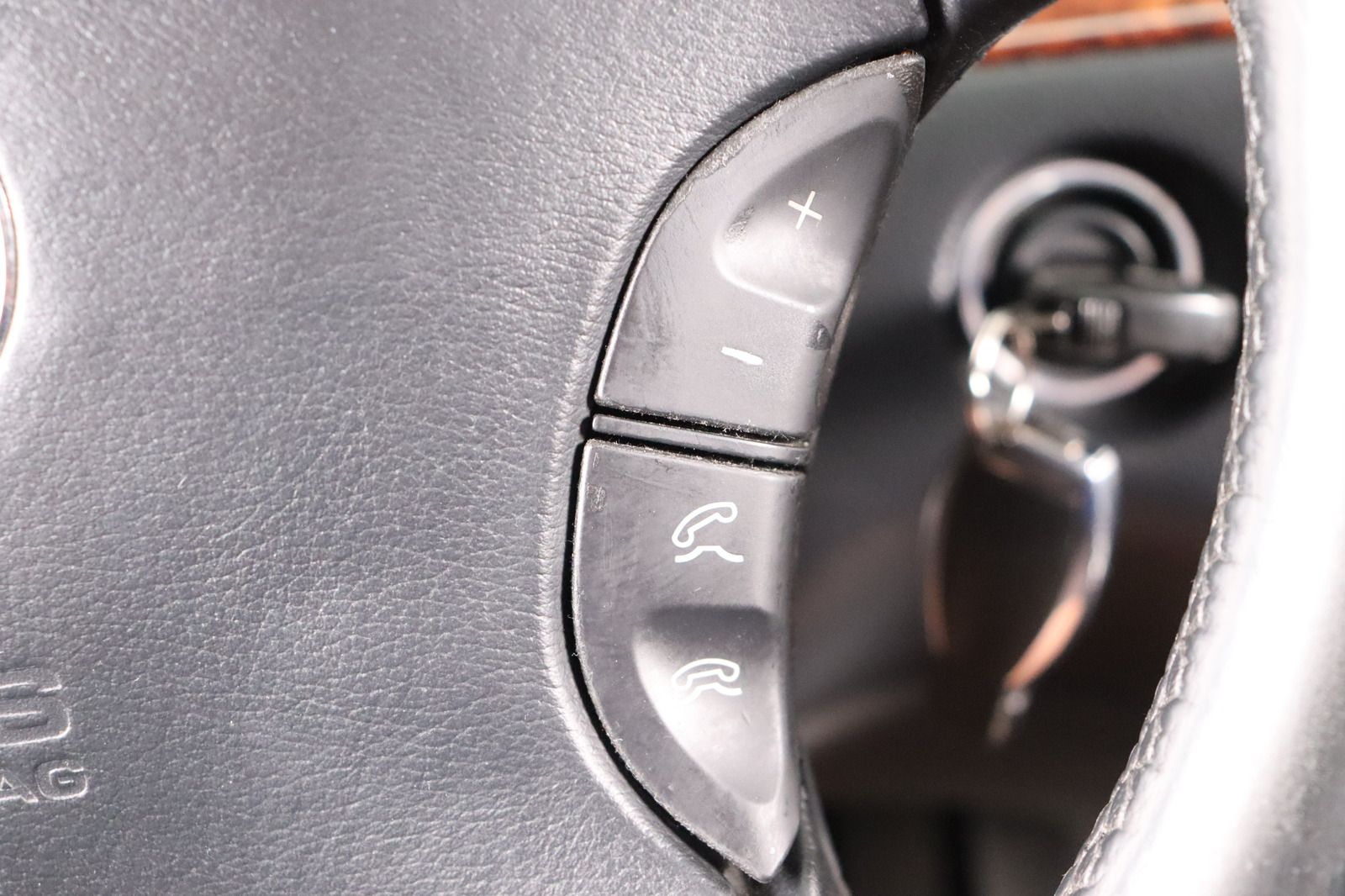 Fahrzeugabbildung Mercedes-Benz S 320 * Memory * Sitzhzg./-lüftung * PDC